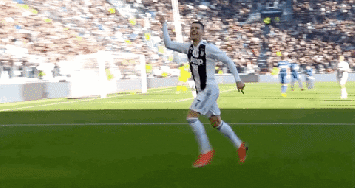 Ronaldo lộ diện lần đầu tiên sau khi khỏi Covid, diện mạo tàn tạ khiến CĐV xót xa ảnh 3