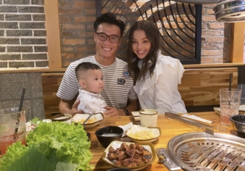 Mẫu Tây sinh năm 2000 lên đồ 'mặc như không', khoe khéo bộ phận cơ thể khiến Bùi Tiến Dũng mê mẩn