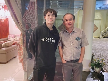 Nghi vấn: Bầu Đức cố tình trái luật FIFA để ngăn cản sự nghiệp của lứa Công Phượng, Văn Toàn?