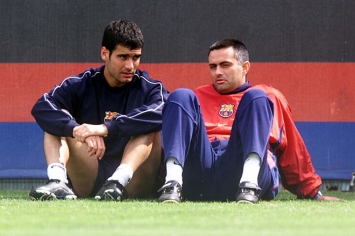 Cán mốc 200 chiến thắng cùng Man City, Pep vượt mặt Mourinho với kỷ lục 'đỉnh nhất' lịch sử NHA