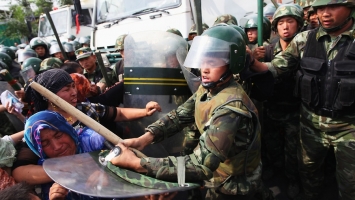 Làn sóng tẩy chay Trung Quốc lan ra toàn thế giới - Tập Cận Bình nhận thêm đòn đau từ đồng minh Mỹ