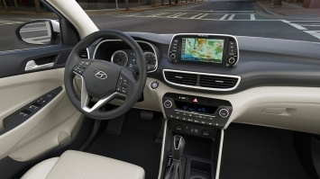 Hyundai Tucson giảm giá