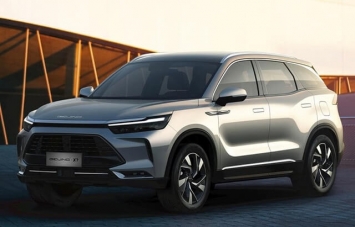 tin xe hot, VinFast Lux giảm giá