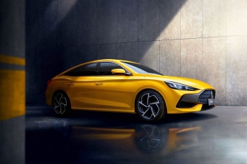 Sedan hạng C MG5 2021