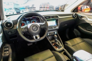 SUV đô thị MG ZS