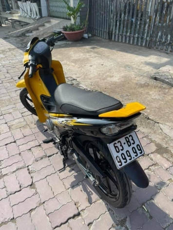 Xe côn tay Yamaha 125ZR biển ngũ quý 9
