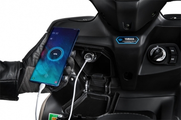 Đánh giá Yamaha NVX 155 VVA 2020