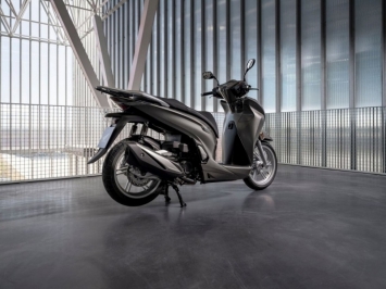 Honda SH 350i 2021 chốt giá bán