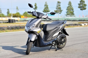 Loạt xe máy giảm giá đầu năm 2021