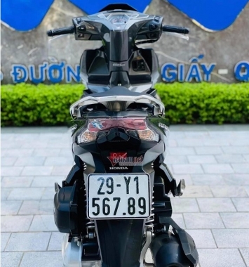 Chiếc Honda Air Blade 2019 có mức giá không tưởng, dân tình phát sốt với chi tiết độc lạ này