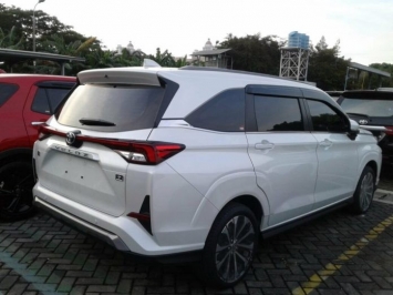 'Cơn ác mộng' của Mitsubishi Xpander lộ diện đẹp không điểm chê, gây sốt vì giá chưa đến 400 triệu