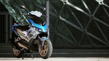 Mẫu xe 'ngáng đường' Honda Air Blade 125 ra mắt với giá khó tin, thiết kế đậm chất thể thao