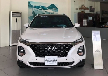 Hyundai SantaFe giảm giá đón Tết Nguyên đán