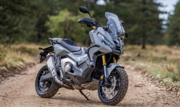 Honda X-ADV 2021 sát cánh cùng Honda SH, Vision