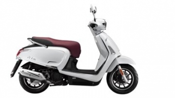 Ngôi vương của Honda SH 'lung lay' trước mẫu xe ga cao cấp mới, thiết kế miễn chê, giá ngang Vision