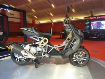 Mẫu xe ga đắt gấp đôi Honda SH 150i gây tranh cãi về thiết kế có một không hai