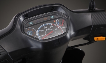 Honda Wave RSX, Honda Future bị làm khó bởi đối thủ mới: Trang bị ấn tượng, có mức giá không tưởng