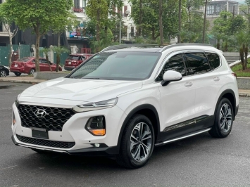 Hyundai SantaFe thế hệ cũ giảm giá cực sốc khi bản mới về đại lý, khách Việt rủ nhau xuống tiền