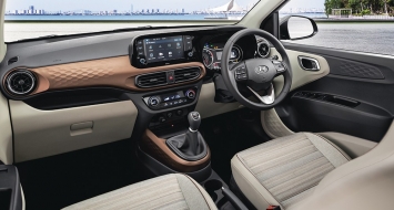Phiên bản sedan của Hyundai Grand i10 về đại lý với giá 294 triệu, thiết kế thể thao, ấn tượng