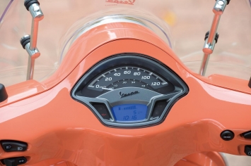 Honda SH 125i 'thất thế' trước đối thủ cực chất: Thiết kế mãn nhãn, giá đại lý 68 triệu đồng