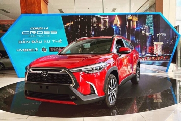 Toyota Corolla Cross cháy hàng tại nhiều đại lý, nguyên nhân phía sau gây bất ngờ