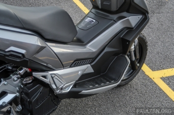 Đối thủ mới của đàn anh Honda SH 150i về đại lý: Rẻ hơn tới 30 triệu, cận cảnh thiết kế cực hút mắt