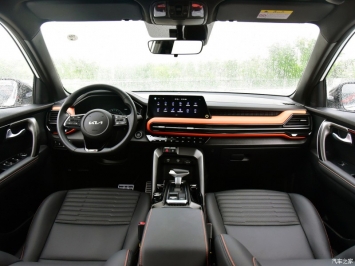 'Kẻ ngáng chân' Honda CR-V về đại lý với giá 497 triệu đồng, trang bị và thiết kế gây bão