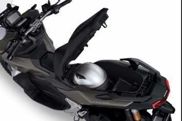 Siêu phẩm tay ga của Honda bất ngờ về đại lý với giá 94 triệu, đủ đẹp để 'soán ngôi' Honda SH 150i