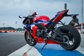 Honda CBR1000RR-R Fireblade – 'Quái thú đa nhân cách' trong làng Sportbike