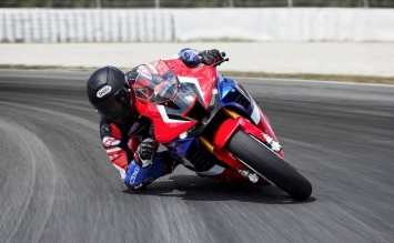Honda CBR1000RR-R Fireblade – 'Quái thú đa nhân cách' trong làng Sportbike