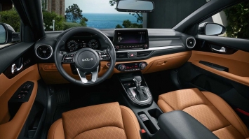Kia Cerato 2022 ra mắt khách Việt trong tuần tới, nhiều đại lý rục rịch nhận cọc