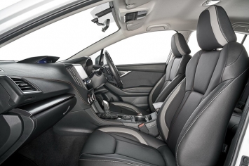 'Kẻ ngáng đường' Toyota Corolla Cross chốt giá bán, thiết kế và trang bị hàng đầu phân khúc
