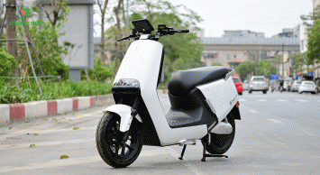 Mẫu xe rẻ ngang Honda Wave RSX ra mắt khách Việt: Thiết kế tối giản, so kè với VinFast Evo 200