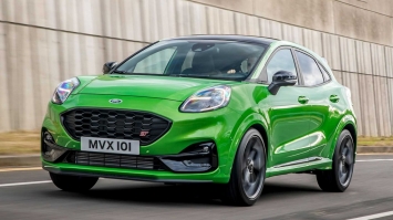 SUV cỡ nhỏ Ford Puma ST 2021