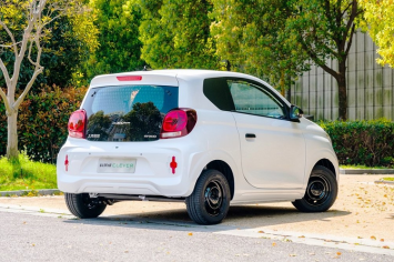 Xe giá rẻ Roewe Clever