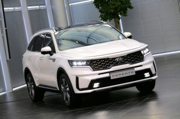 Bảng giá lăn bánh KIA Sorento tháng 9/2021: Giảm 20 triệu đồng, sẵn sàng ‘đè bẹp’ Hyundai Santa Fe ảnh 2