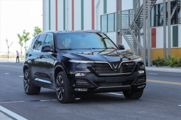 Bảng giá xe VinFast Lux SA2.0 tháng 9/2020: Giảm giá sốc lên tới 150 triệu đồng! ảnh 1