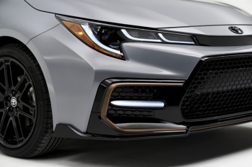 Có gì đặc biệt trong Toyota Corolla phiên bản giới hạn 'đòi đấu' Honda Civic? ảnh 2
