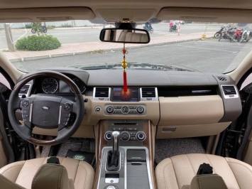 Xế bạc tỷ Range Rover cũ bất ngờ giảm sốc, giá ngang ngửa Kia Sorento đời mới ảnh 2
