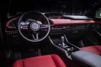 mazda 3 edition100