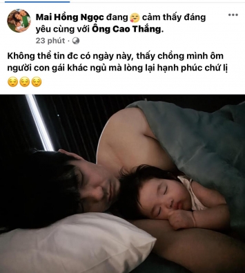 Dong-nhi-ngo-ngang-khi-thay-canh-tuong-chong-minh-dang-om-nguoi-khac-ngu