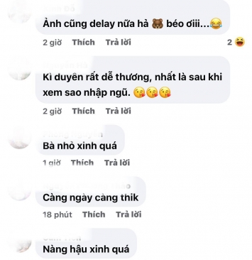 Chan-dai-tung-duoc-dang-le-nguyne-vu-dua-don-mac-do-co-hoa-tiet-phan-cam