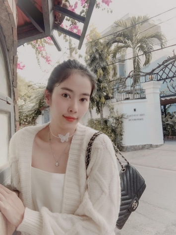 Tinh-cu-truong-giang-len-tieng-ve-chuyen-tinh-ai-sau-loat-on-ao-fans-dong-loat-gui-loi-an-ui-dong-vien
