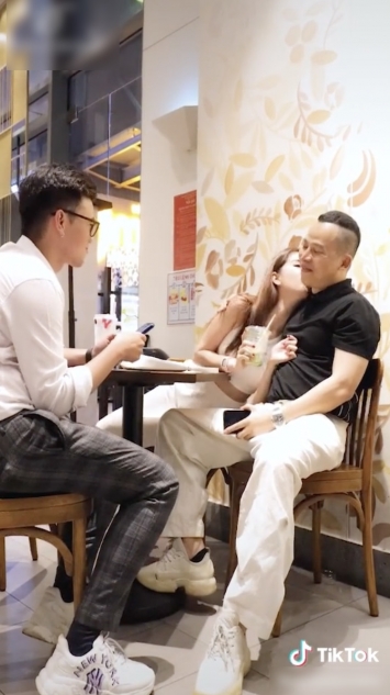 Sau-nhieu-lan-up-mo-chuyen-dam-cuoi-ngoc-trinh-gay-sot-voi-khoanh-khac-hon-vu-khac-tiep-3