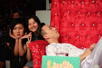 Nhung-hinh-anh-chua-tung-duoc-cong-bo-cua-tran-thanh-sau-anh-hao-quang-khien-ai-nhin-cung-xot-xa