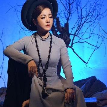'Vợ' Hoài Linh lao đao giữa đại dịch: chồng cũ ôm 7 tỷ bỏ trốn, mất nhà bên Mỹ, phải ăn tiền trợ cấp