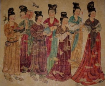 dang-long-vi-hoang-de-co-127-nguoi-con-trai-nhung-khong-co-ai-la-con-de