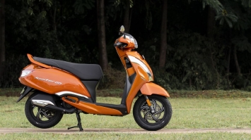 Ngắm mẫu xe ga mới giá 23 triệu ‘hạ gục’ Honda Vision: Rẻ ngang Honda Wave Alpha, diện mạo mê mẩn ảnh 1