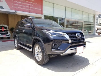 Ngỡ ngàng trước chiếc Toyota Fortuner 2021 có giá không tưởng, dân tình giật mình khi biết lý do ảnh 1