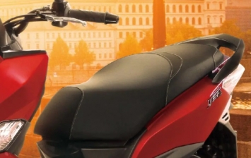 Honda Air Blade 125 ‘trố mắt’ trước đối thủ giá 38 triệu: Diện mạo ‘khá bảnh’, ngập tràn công nghệ ảnh 3